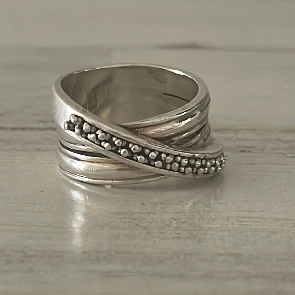 Michael Dawkins Sterling Silver Caviar Cross Over Ring